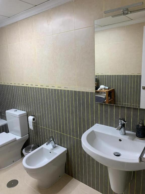 Tokyo Rooms "El Cabo" Habitacion Doble Con Bano Privado Алмерия Екстериор снимка